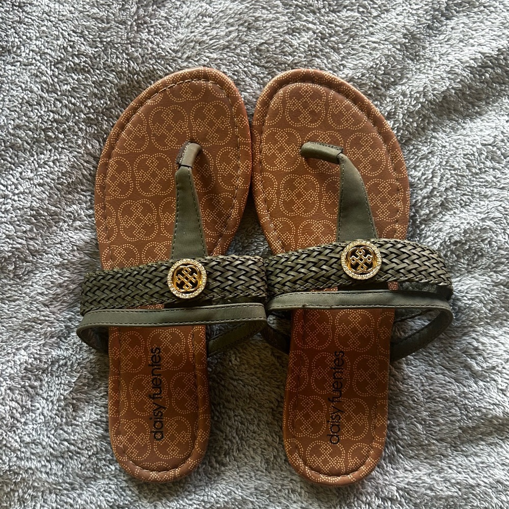 Daisy Fuentes Khaki Sandals with Gold Details